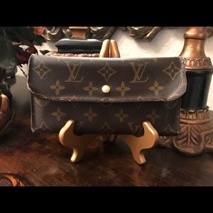 Louis Vuitton Sarah Trifold Wallet